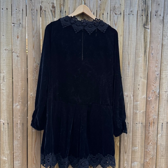 Free People Black Lace Trim Robe - Picture 7 of 11
